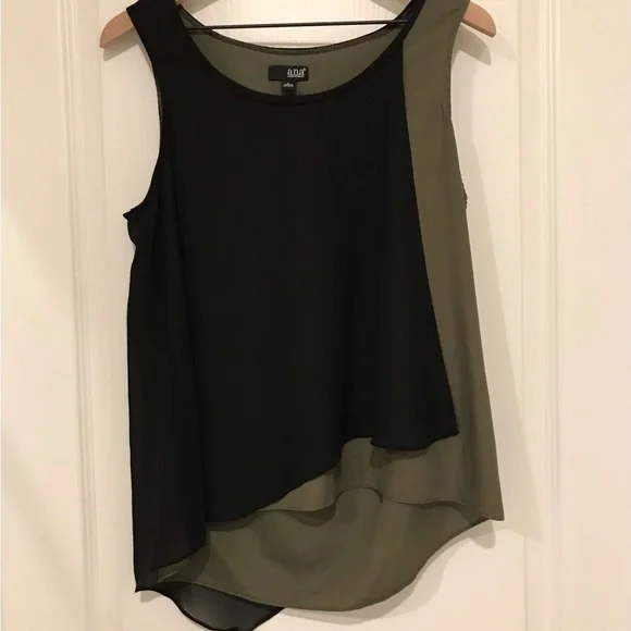 Olive & Black Angled Cut Sleeveless Top, Large - Picture 1 of 4